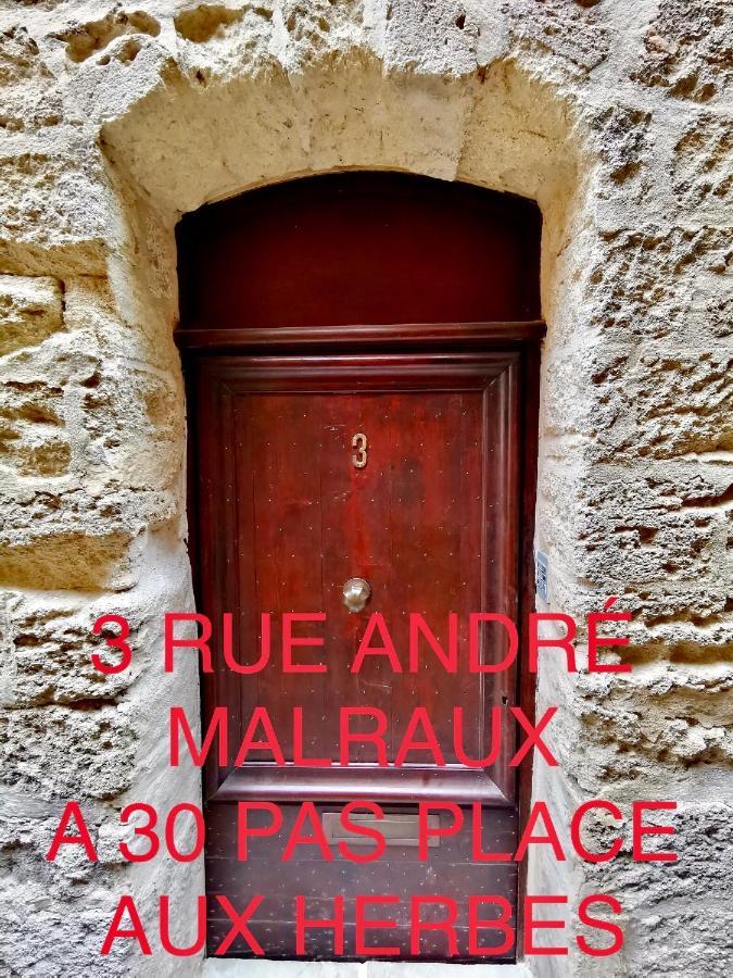 Appartement A 50 M De La Place Aux Herbes Uzès المظهر الخارجي الصورة