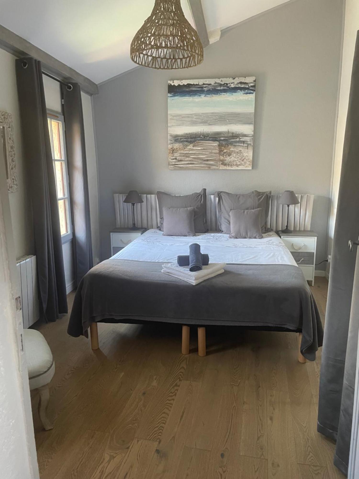 Appartement A 50 M De La Place Aux Herbes Uzès المظهر الخارجي الصورة